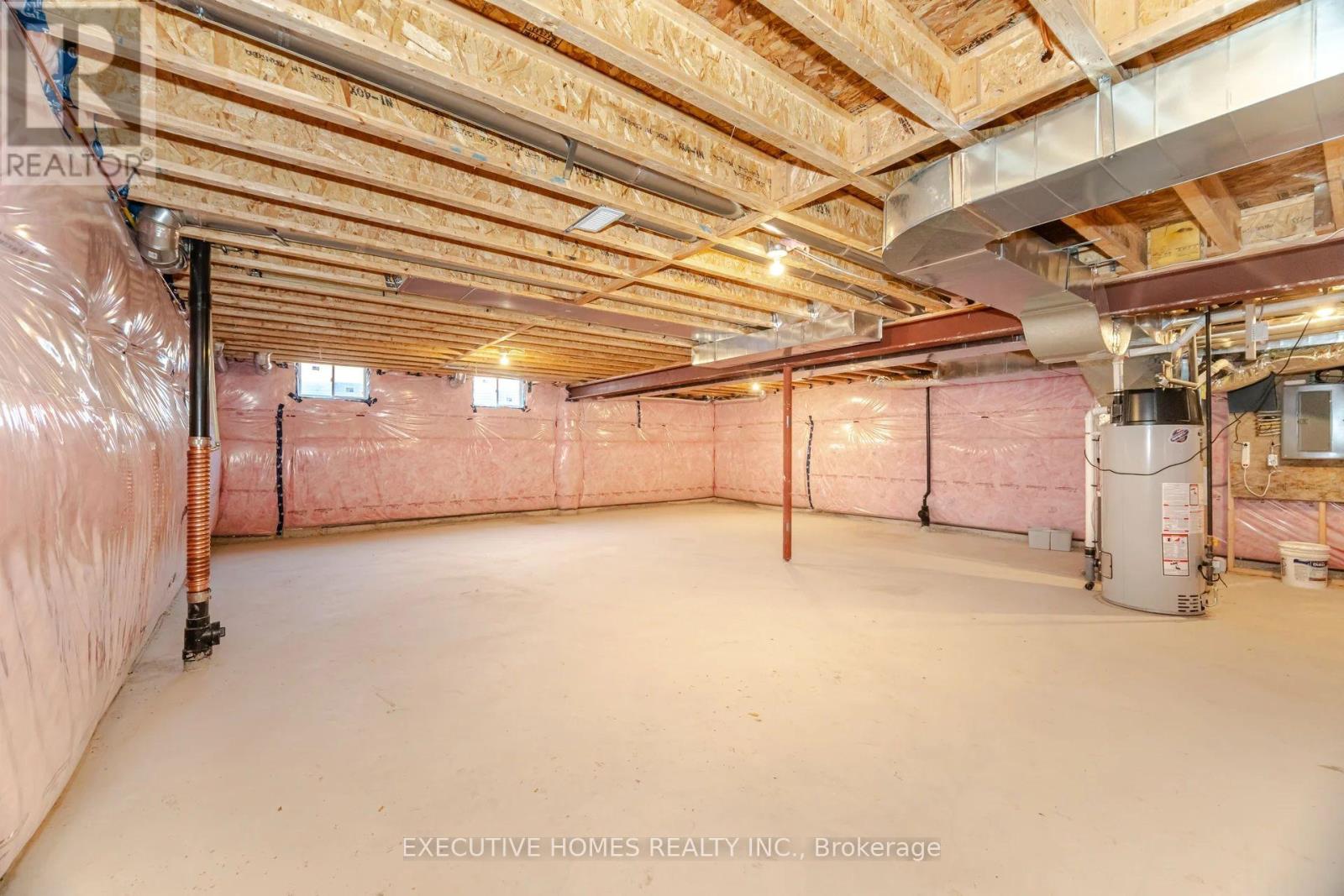 6 Mac Campbell Way, Bradford West Gwillimbury, Ontario  L3Z 4M7 - Photo 44 - N12309247