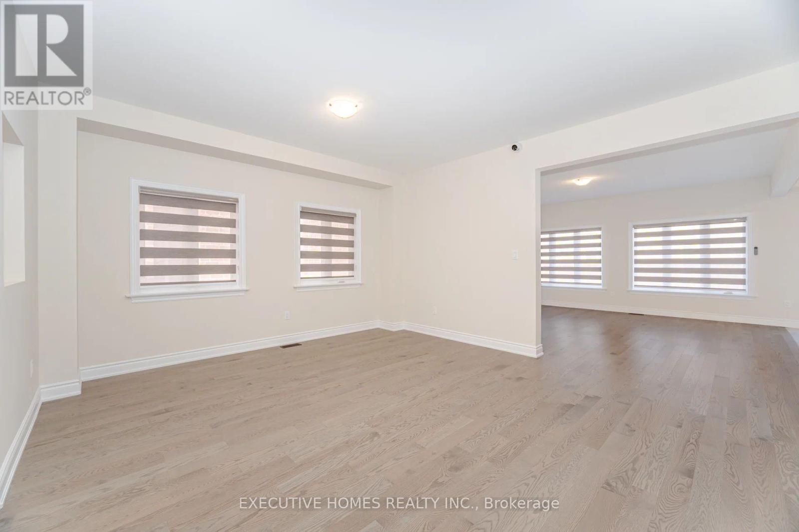 6 Mac Campbell Way, Bradford West Gwillimbury, Ontario  L3Z 4M7 - Photo 8 - N12309247