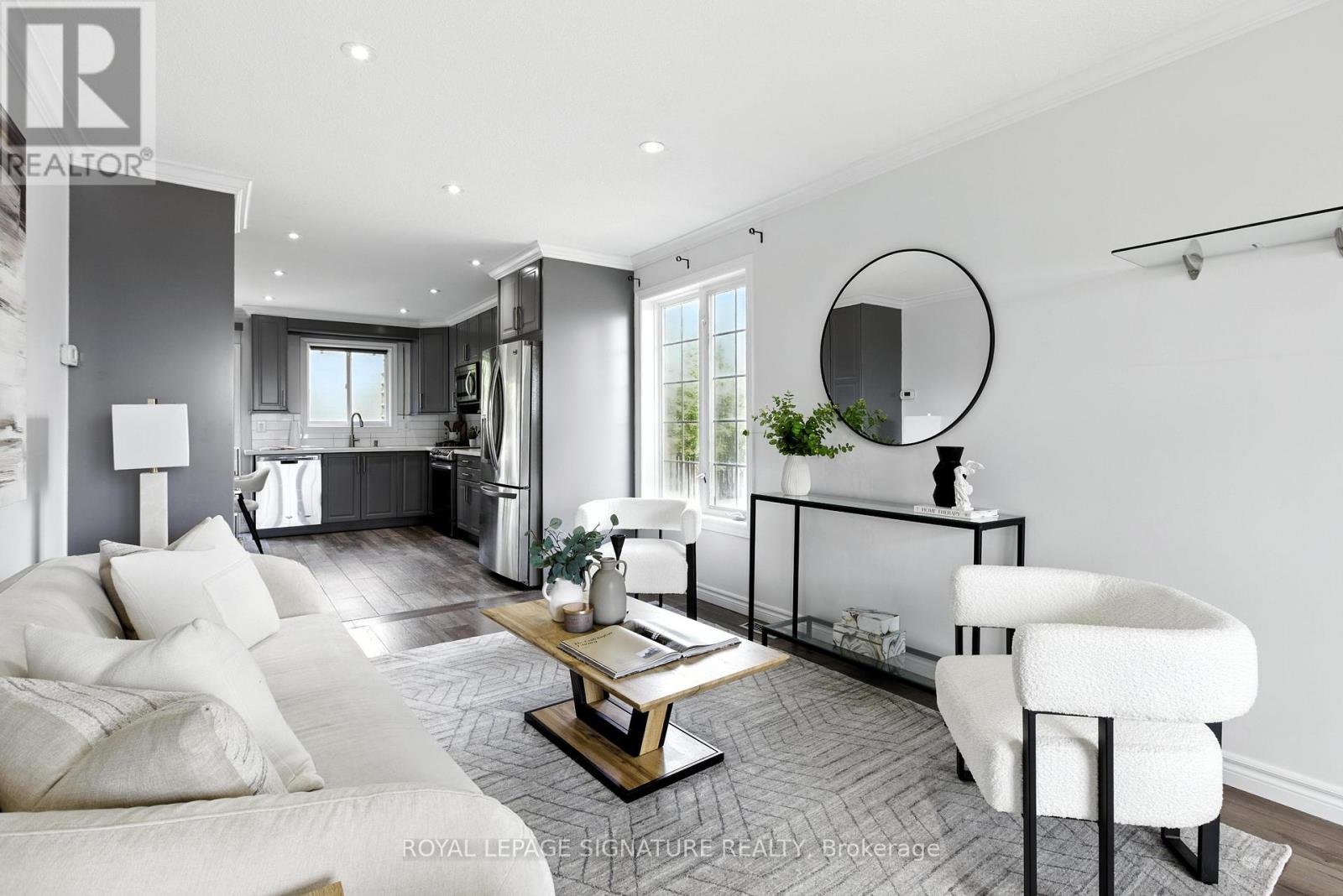 Property at 20 PACIFIC AVENUE image 4