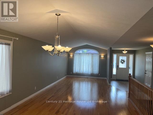15 Landon Avenue, Norfolk, Ontario  N3Y 5J8 - Photo 6 - X12228931