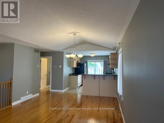 15 Landon Avenue, Norfolk, Ontario  N3Y 5J8 - Photo 8 - X12228931