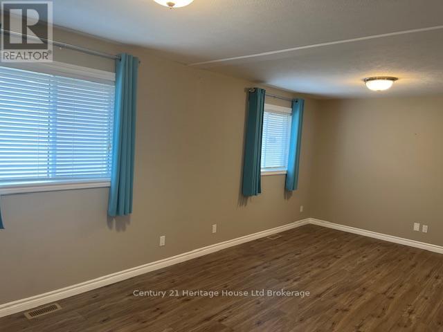 15 Landon Avenue, Norfolk, Ontario  N3Y 5J8 - Photo 14 - X12228931