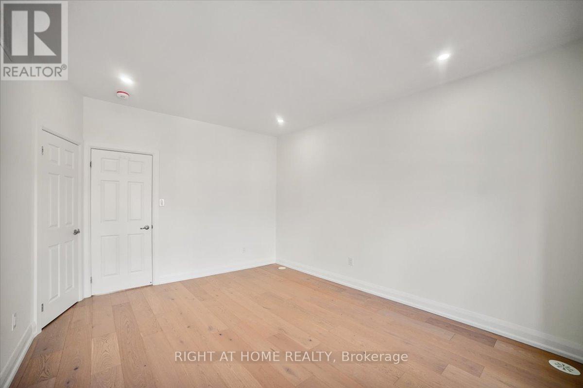 93 Grand Trunk Avenue, Vaughan, Ontario  L6A 5B3 - Photo 28 - N12268453