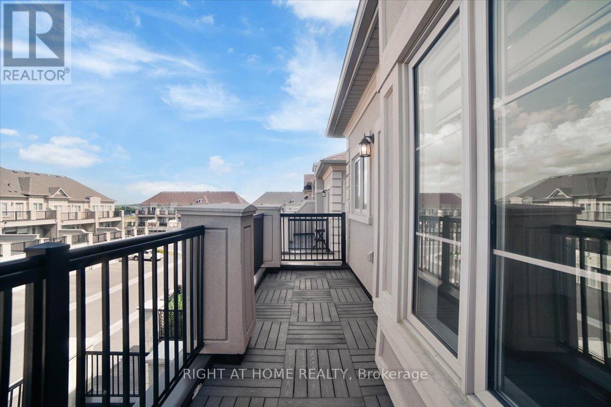 93 Grand Trunk Avenue, Vaughan, Ontario  L6A 5B3 - Photo 42 - N12268453