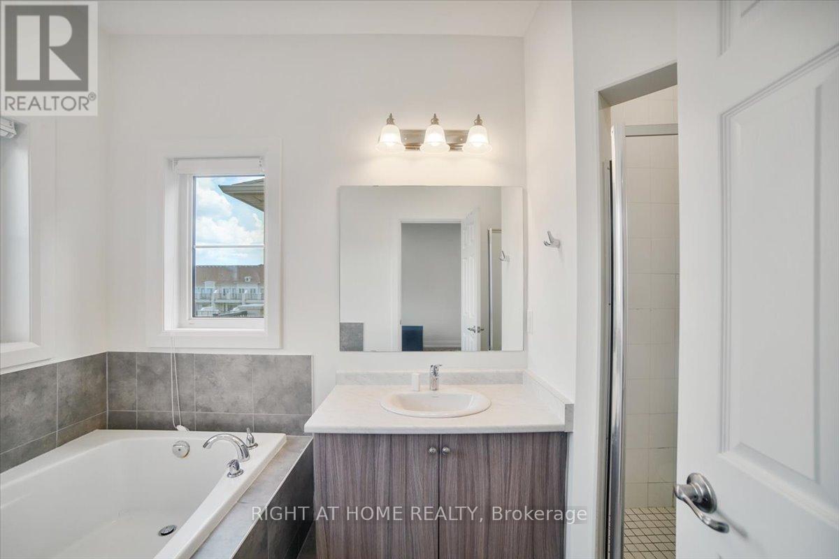 93 Grand Trunk Avenue, Vaughan, Ontario  L6A 5B3 - Photo 45 - N12268453