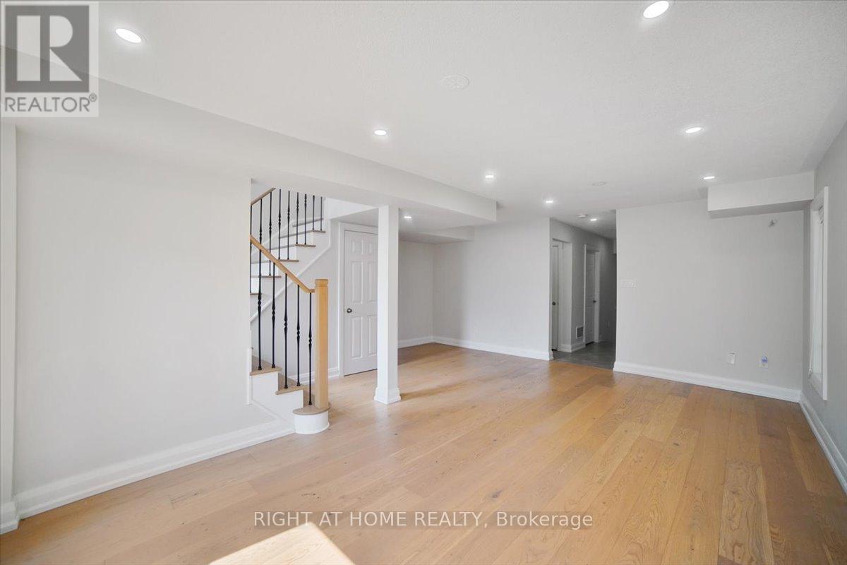 93 Grand Trunk Avenue, Vaughan, Ontario  L6A 5B3 - Photo 11 - N12268453