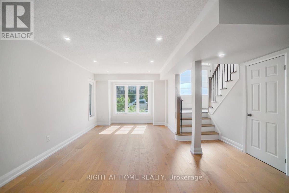 93 Grand Trunk Avenue, Vaughan, Ontario  L6A 5B3 - Photo 23 - N12268453
