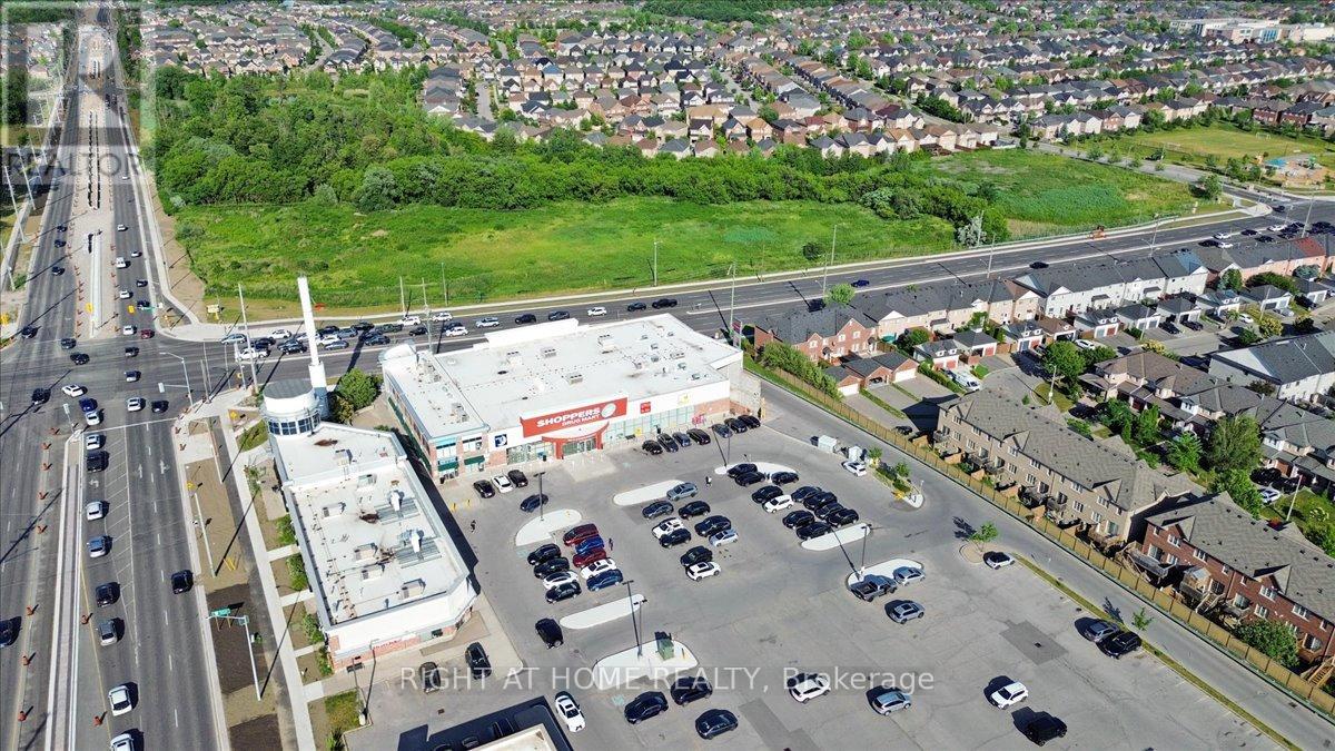 93 Grand Trunk Avenue, Vaughan, Ontario  L6A 5B3 - Photo 34 - N12268453