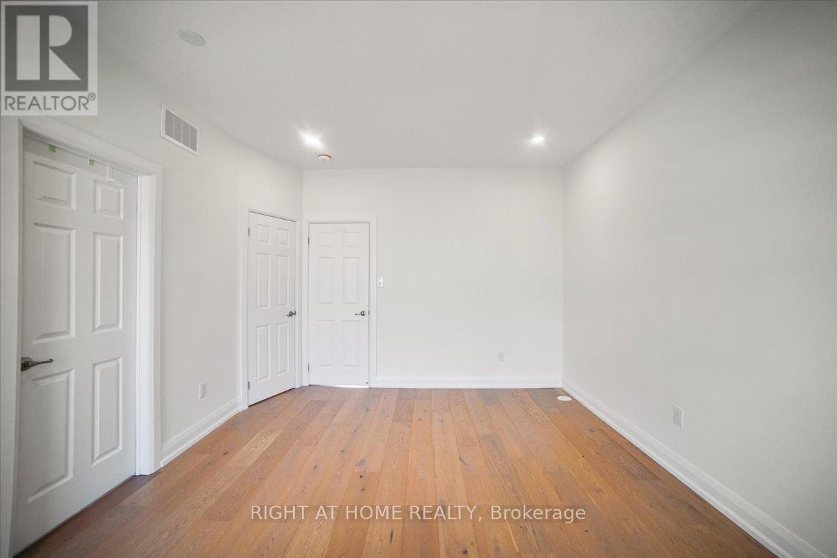 93 Grand Trunk Avenue, Vaughan, Ontario  L6A 5B3 - Photo 27 - N12268453