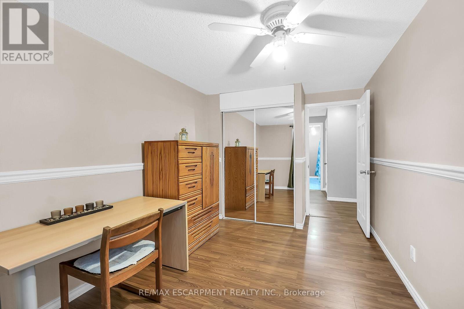 18 - 1460 Garth Street, Hamilton, Ontario  L9B 1R6 - Photo 25 - X12309215