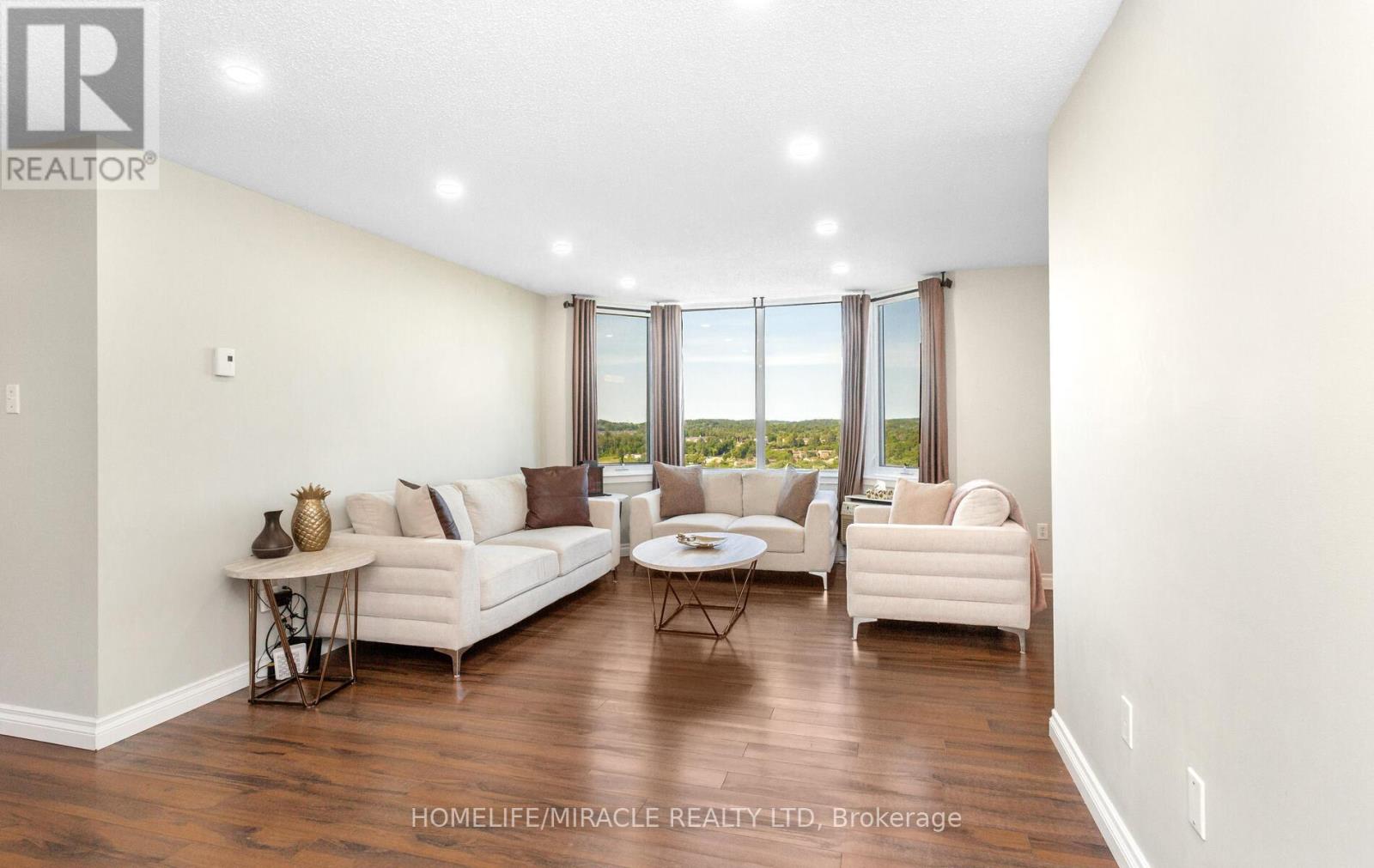 1705 - 35 Green Valley Drive, Kitchener, Ontario  N2P 2A5 - Photo 10 - X12309253