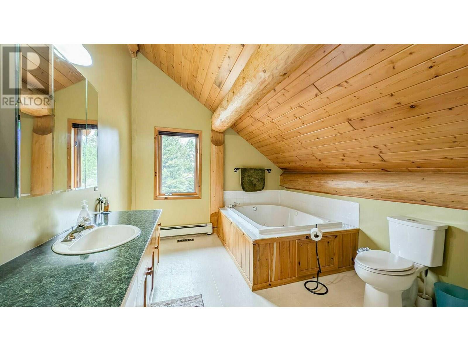 4596 Purcell Drive, Fairmont Hot Springs, British Columbia  V0B 1L2 - Photo 10 - 10350251