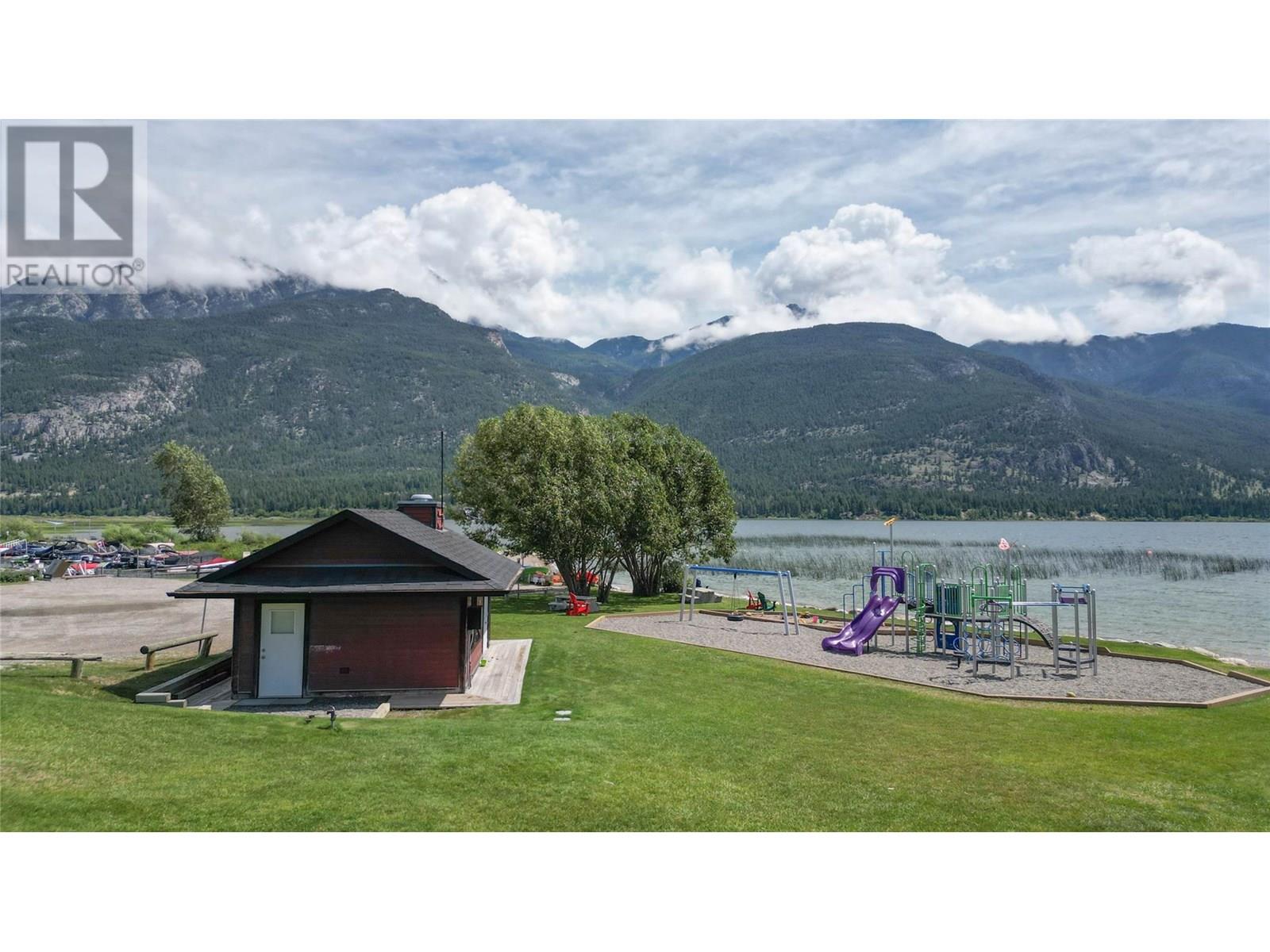 4596 Purcell Drive, Fairmont Hot Springs, British Columbia  V0B 1L2 - Photo 19 - 10350251