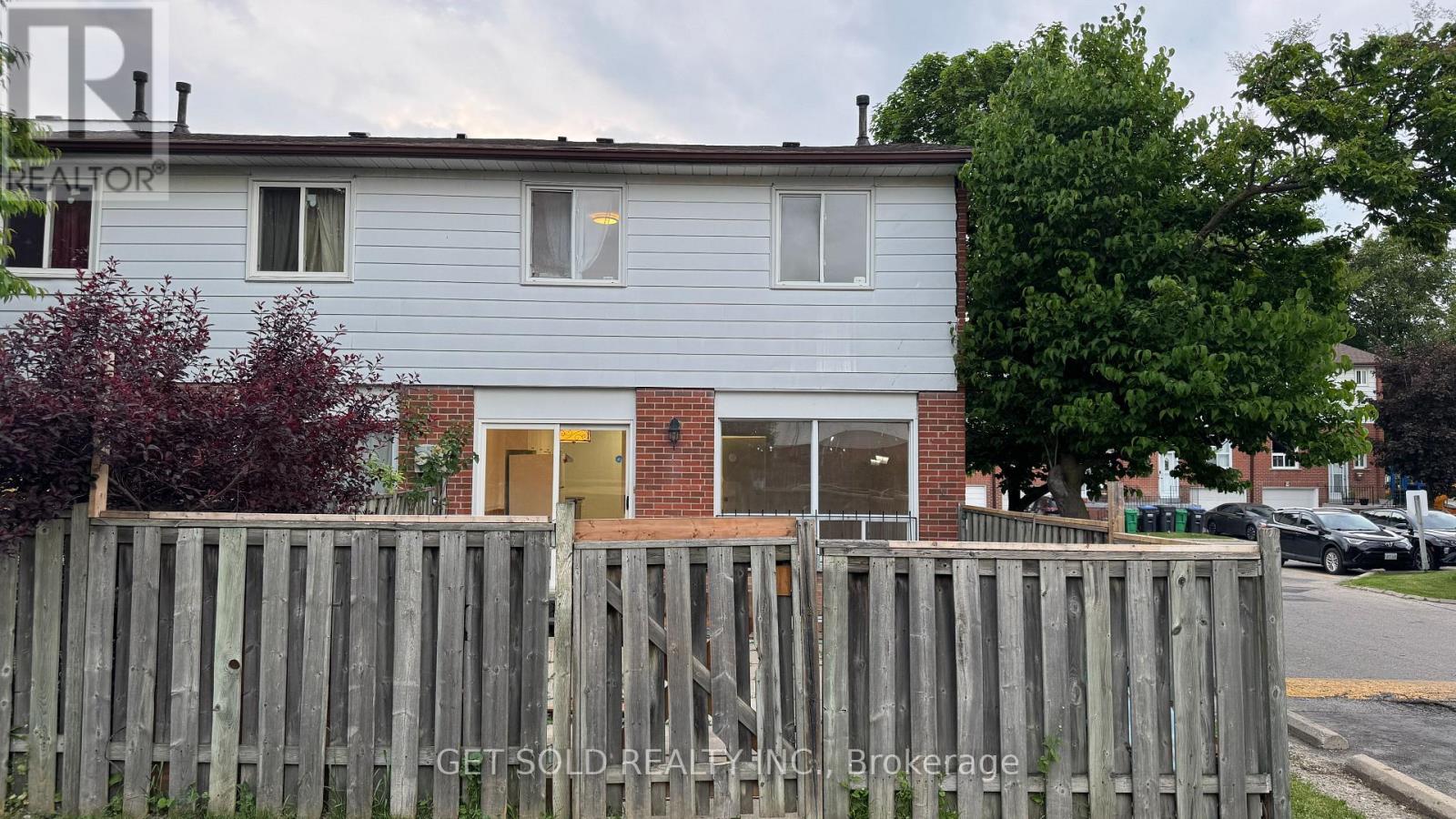 30 - 7560 Goreway Drive, Mississauga, Ontario  L4T 2V2 - Photo 17 - W12202635
