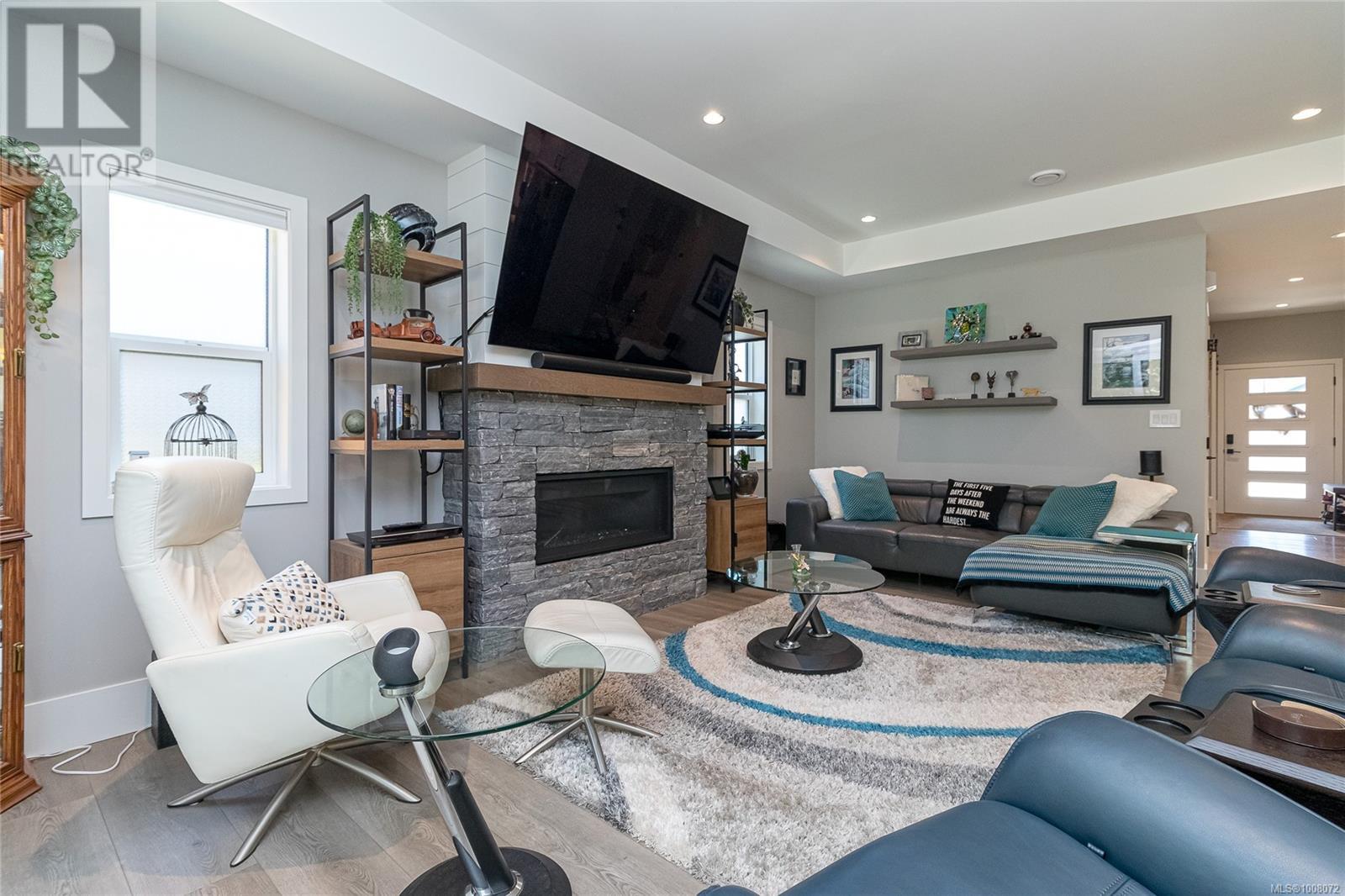 Property at 912 Blakeon Pl image 3
