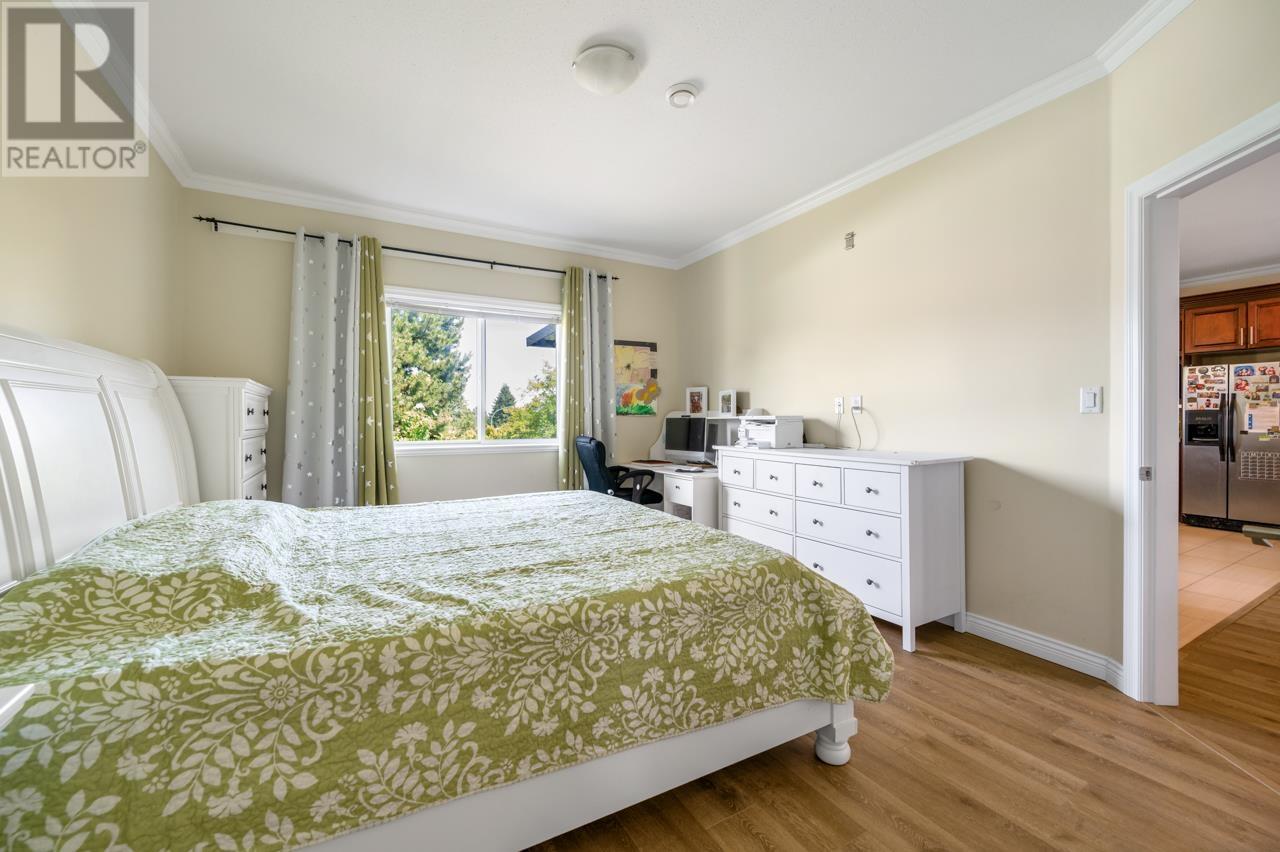 4526 Inman Avenue, Burnaby, British Columbia  V5G 2Y1 - Photo 11 - R3026971