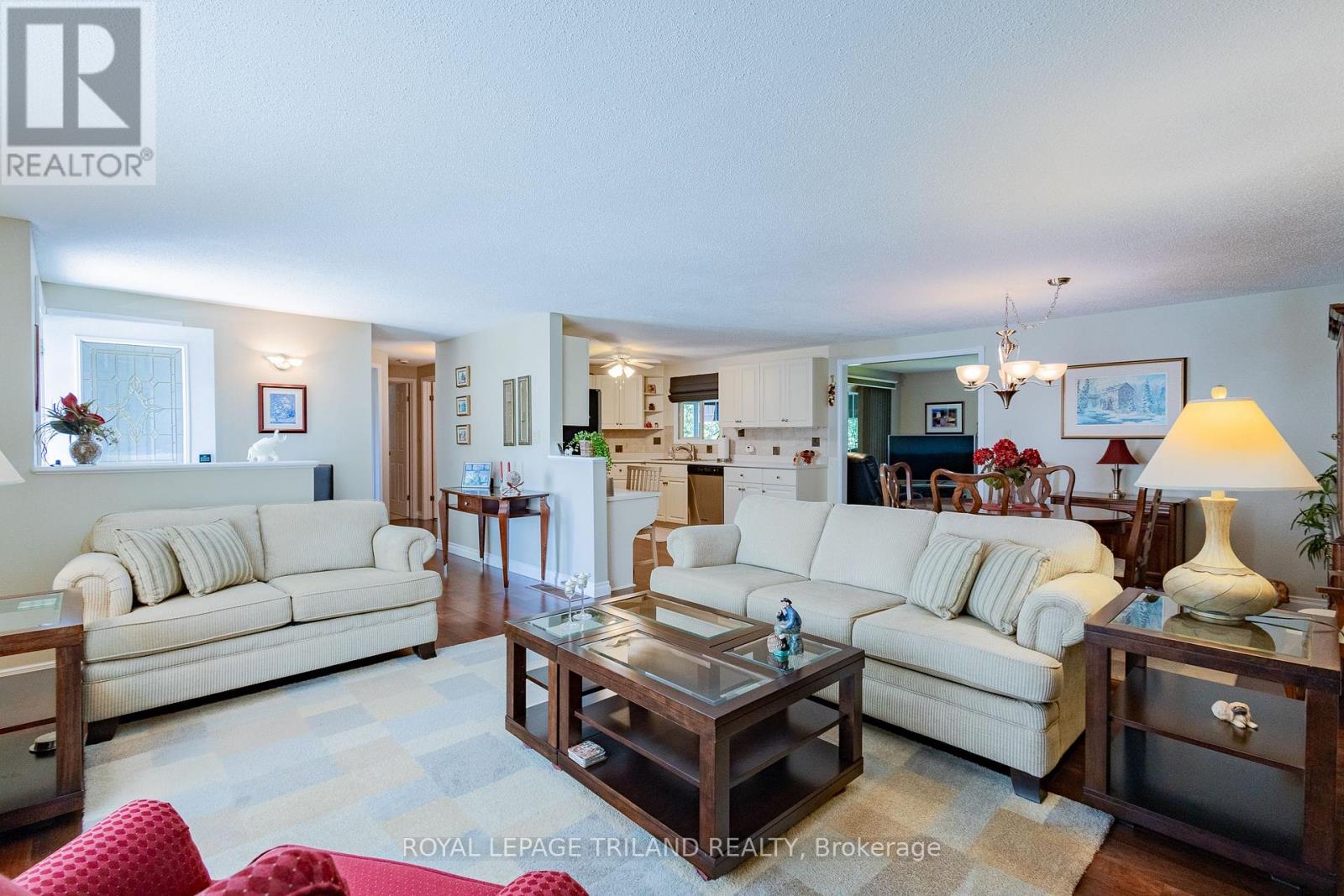 387 Augusta Crescent, South Huron, Ontario  N0M 1T0 - Photo 14 - X12309284