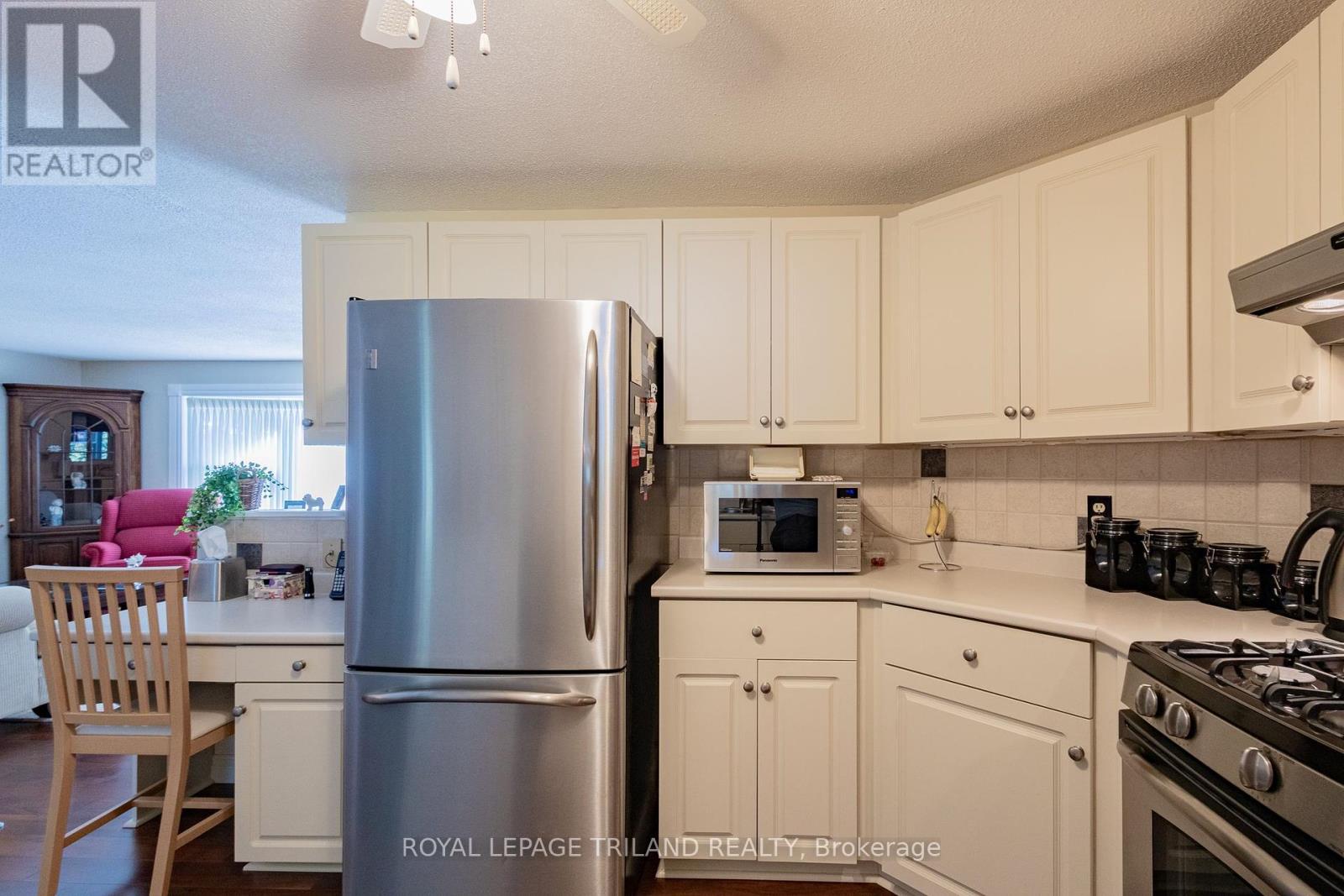 387 Augusta Crescent, South Huron, Ontario  N0M 1T0 - Photo 18 - X12309284