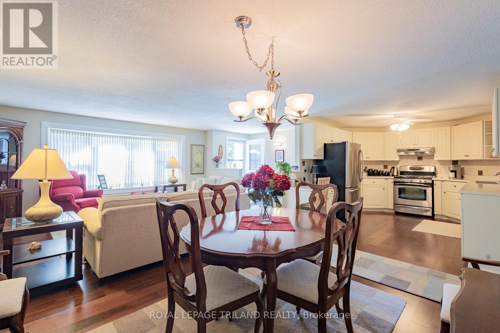 387 Augusta Crescent, South Huron, Ontario  N0M 1T0 - Photo 21 - X12309284
