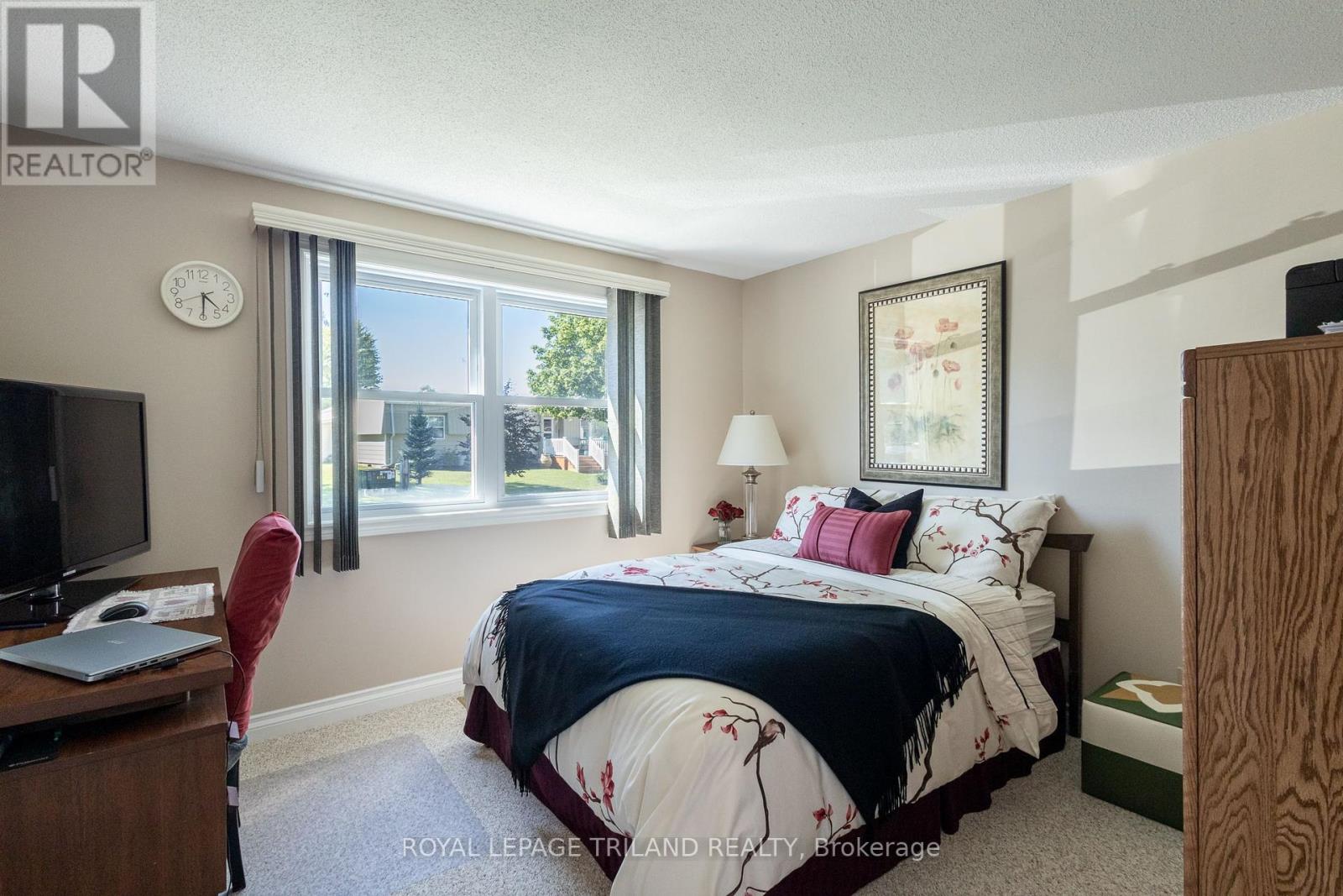 387 Augusta Crescent, South Huron, Ontario  N0M 1T0 - Photo 38 - X12309284