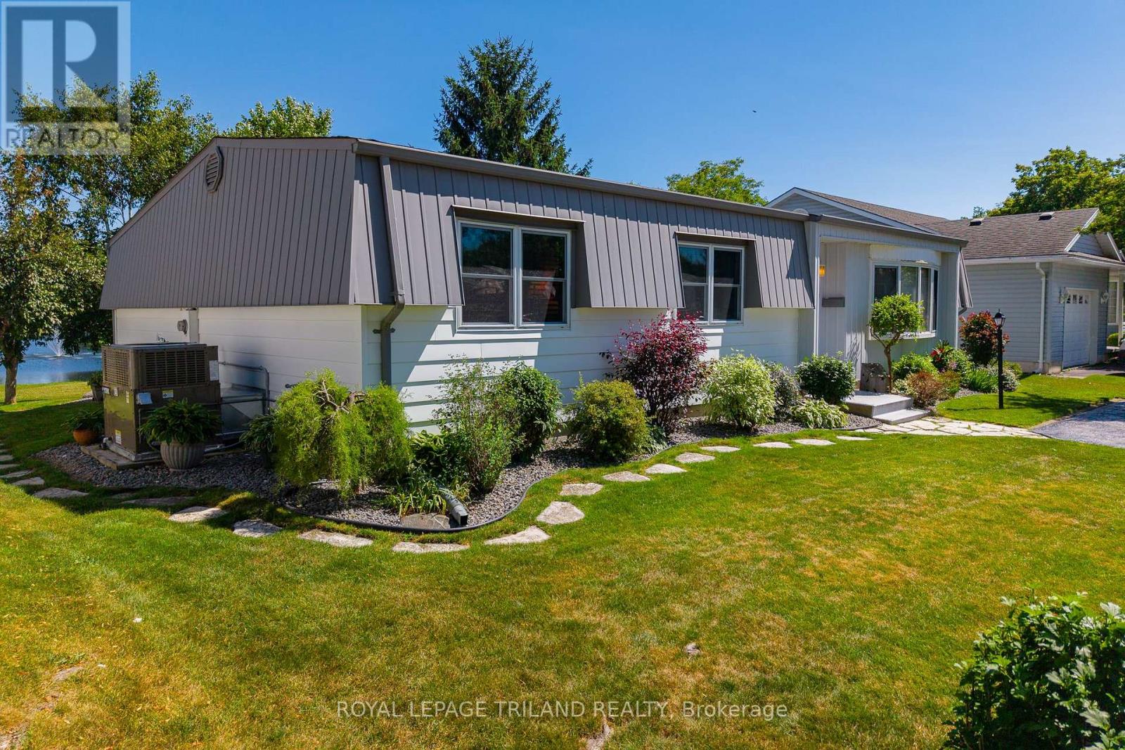 387 Augusta Crescent, South Huron, Ontario  N0M 1T0 - Photo 43 - X12309284