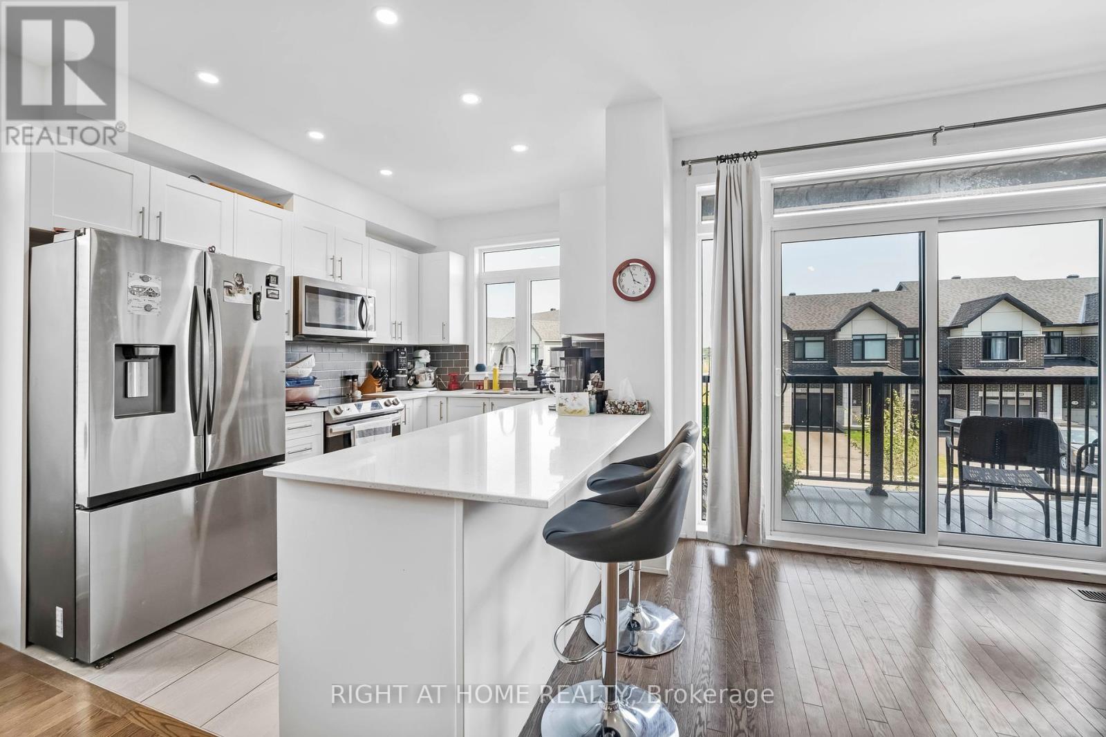 556 Tahoe Heights, Ottawa, Ontario  K1T 0X5 - Photo 16 - X12309297
