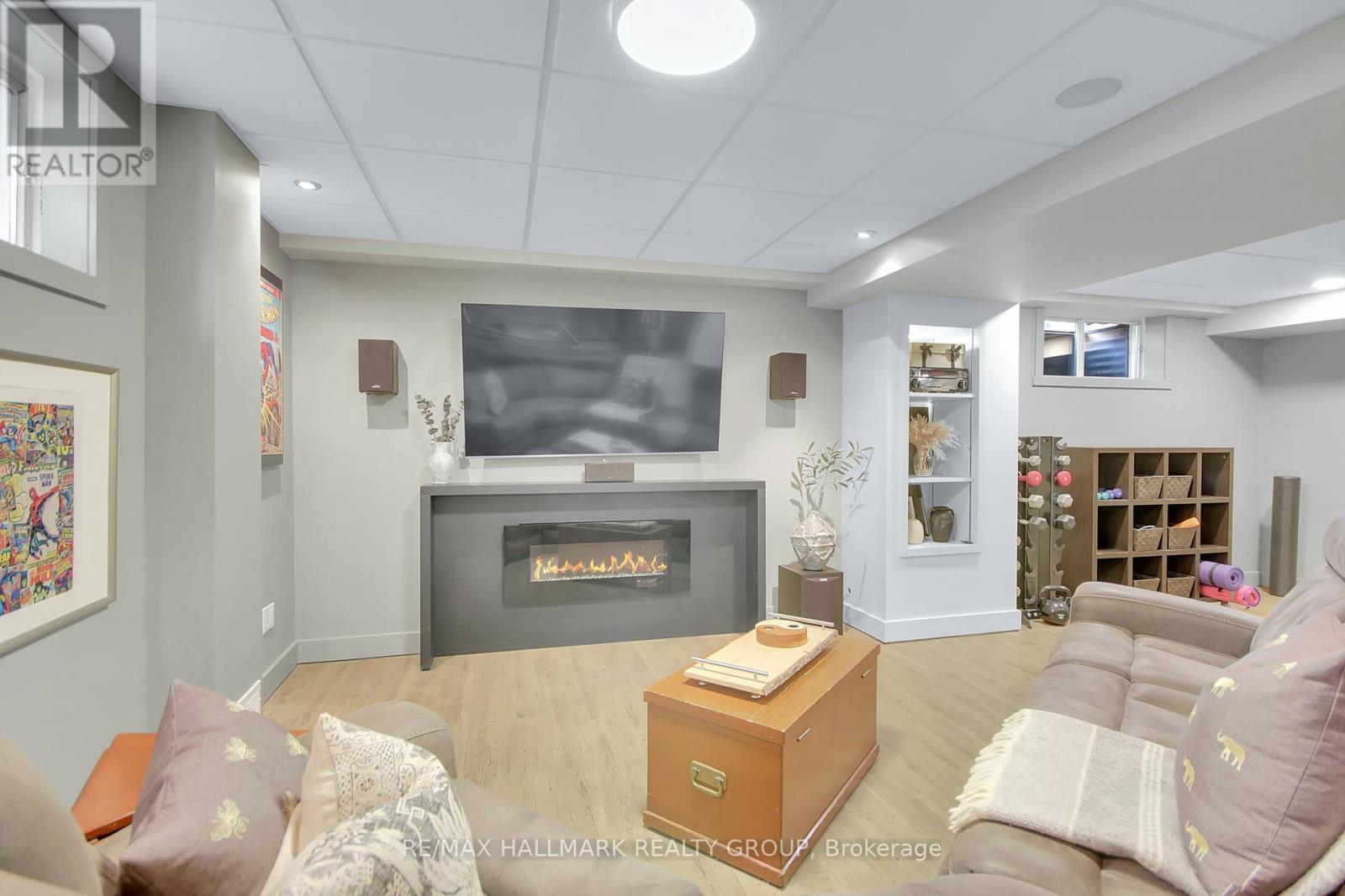 20 Arbuckle Crescent, Ottawa, Ontario  K2G 5H1 - Photo 41 - X12309316