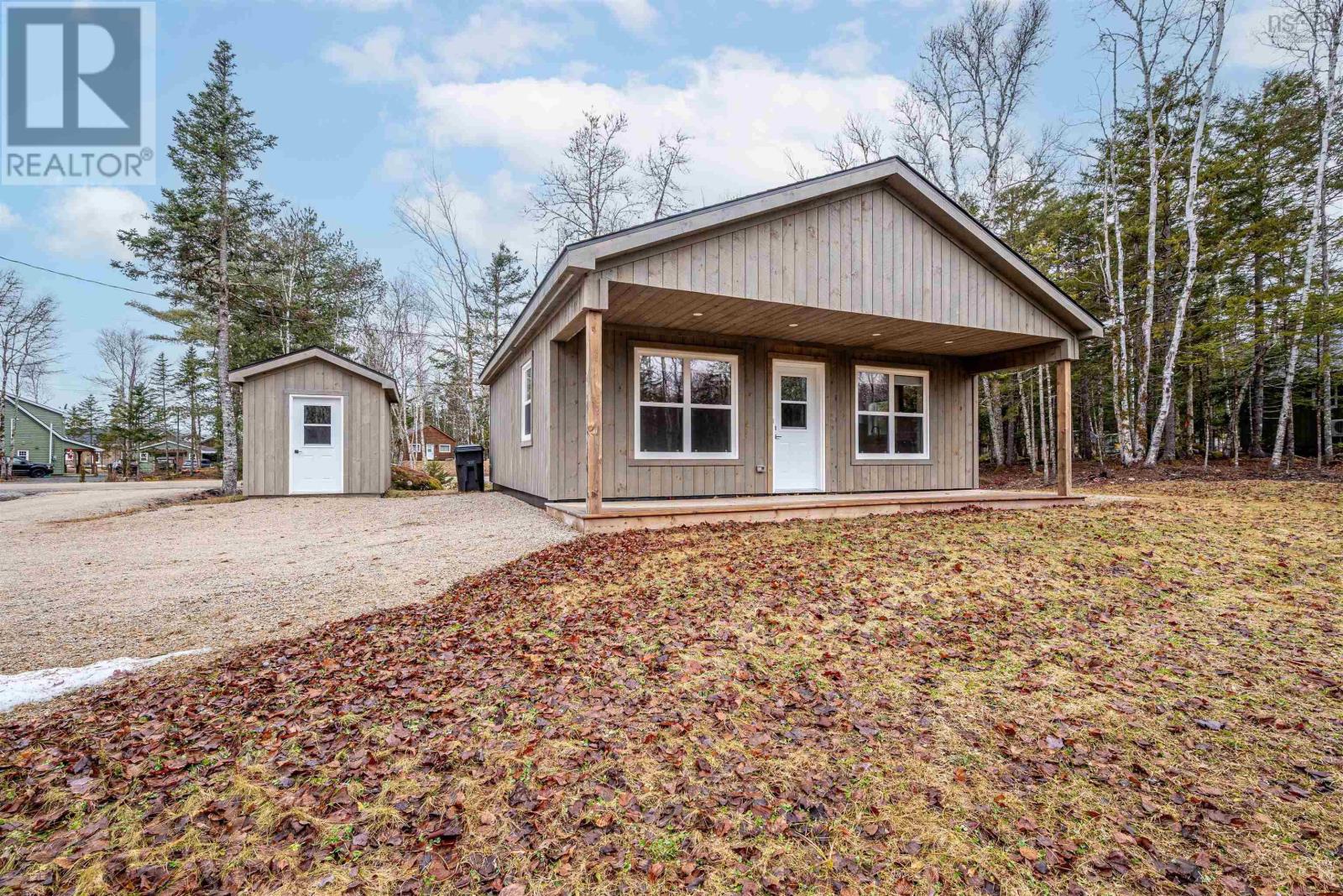 117 192 Resort Road, Vaughan, Nova Scotia  B0N 2T0 - Photo 2 - 202505570