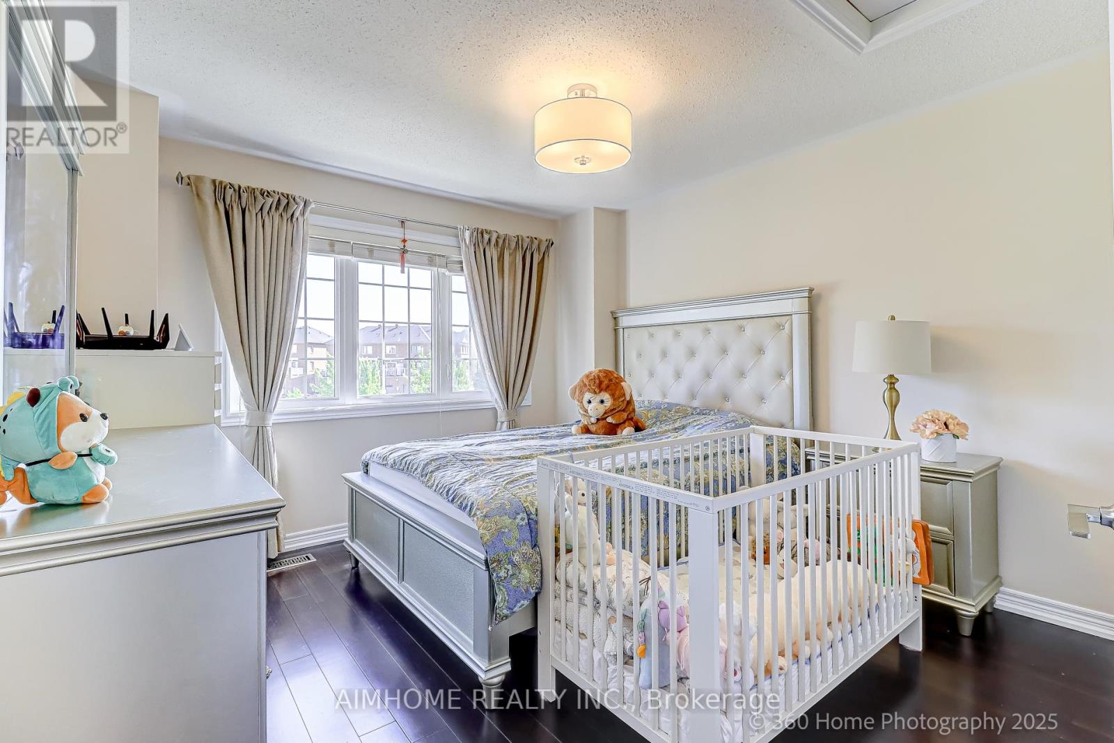 18 Saddlebrook Drive, Markham, Ontario  L6B 1J4 - Photo 12 - N12309307