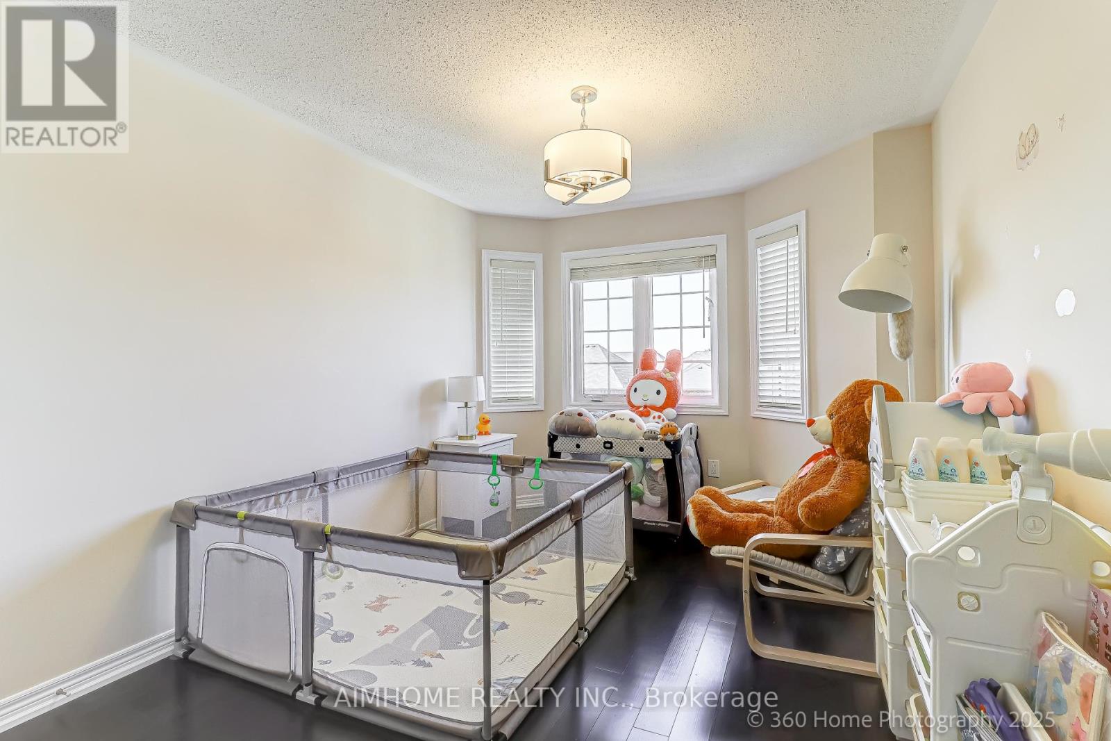 18 Saddlebrook Drive, Markham, Ontario  L6B 1J4 - Photo 16 - N12309307