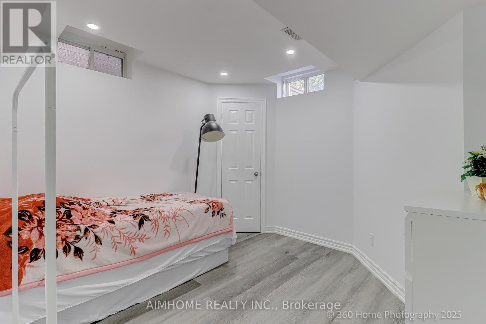 18 Saddlebrook Drive, Markham, Ontario  L6B 1J4 - Photo 21 - N12309307