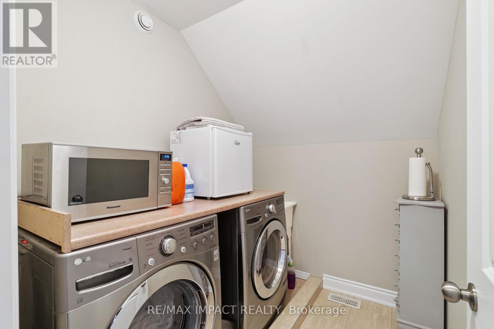 808 Hudson Street, Cobourg, Ontario  K9A 4J7 - Photo 36 - X12309333