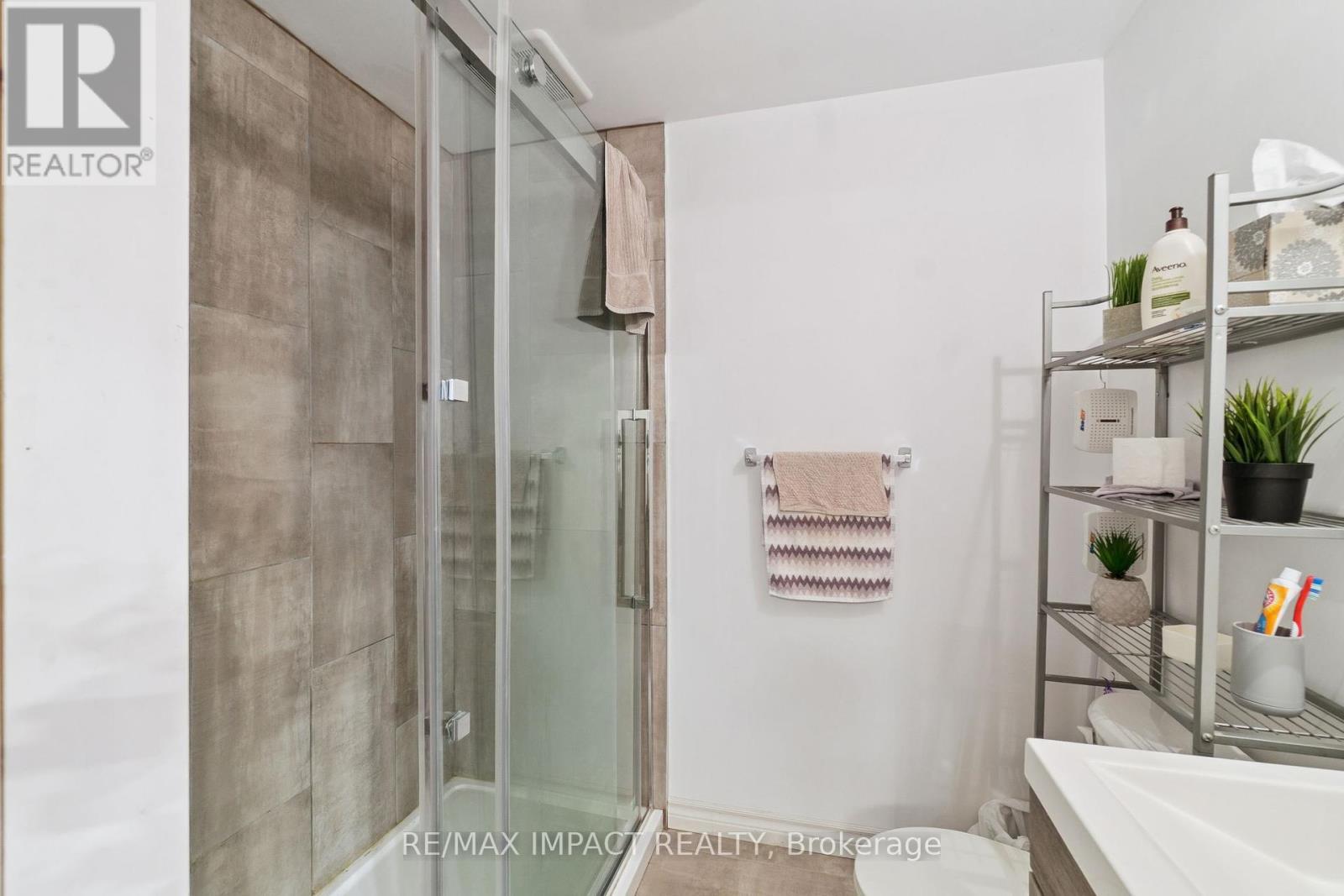 808 Hudson Street, Cobourg, Ontario  K9A 4J7 - Photo 47 - X12309333