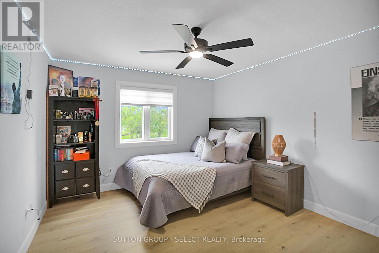 48 Royal Crescent, Southwold, Ontario  N5P 3T2 - Photo 29 - X12309338