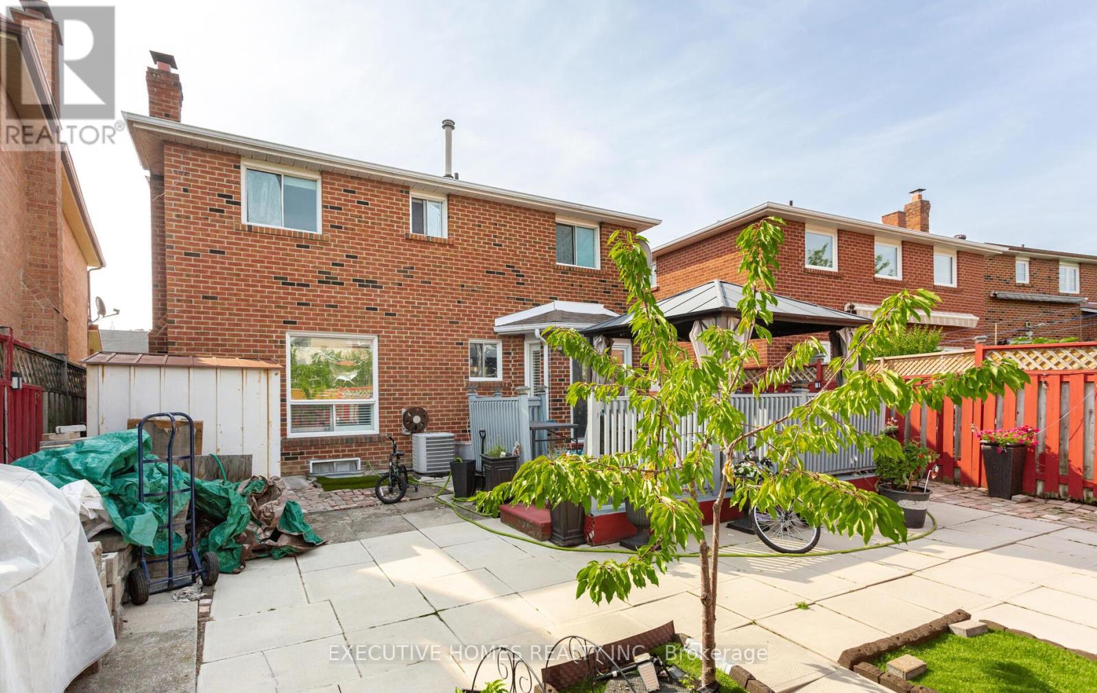 161 Kingsbridge Garden Circle, Mississauga, Ontario  L5R 1T6 - Photo 35 - W12309311