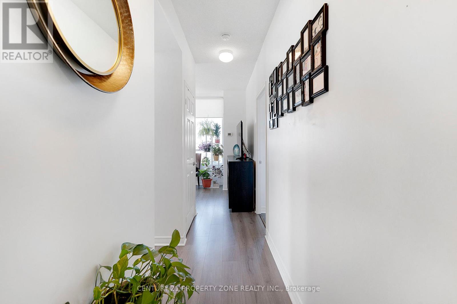 #506 - 339 Rathburn Road W, Mississauga, Ontario  L5B 0K6 - Photo 17 - W12309330