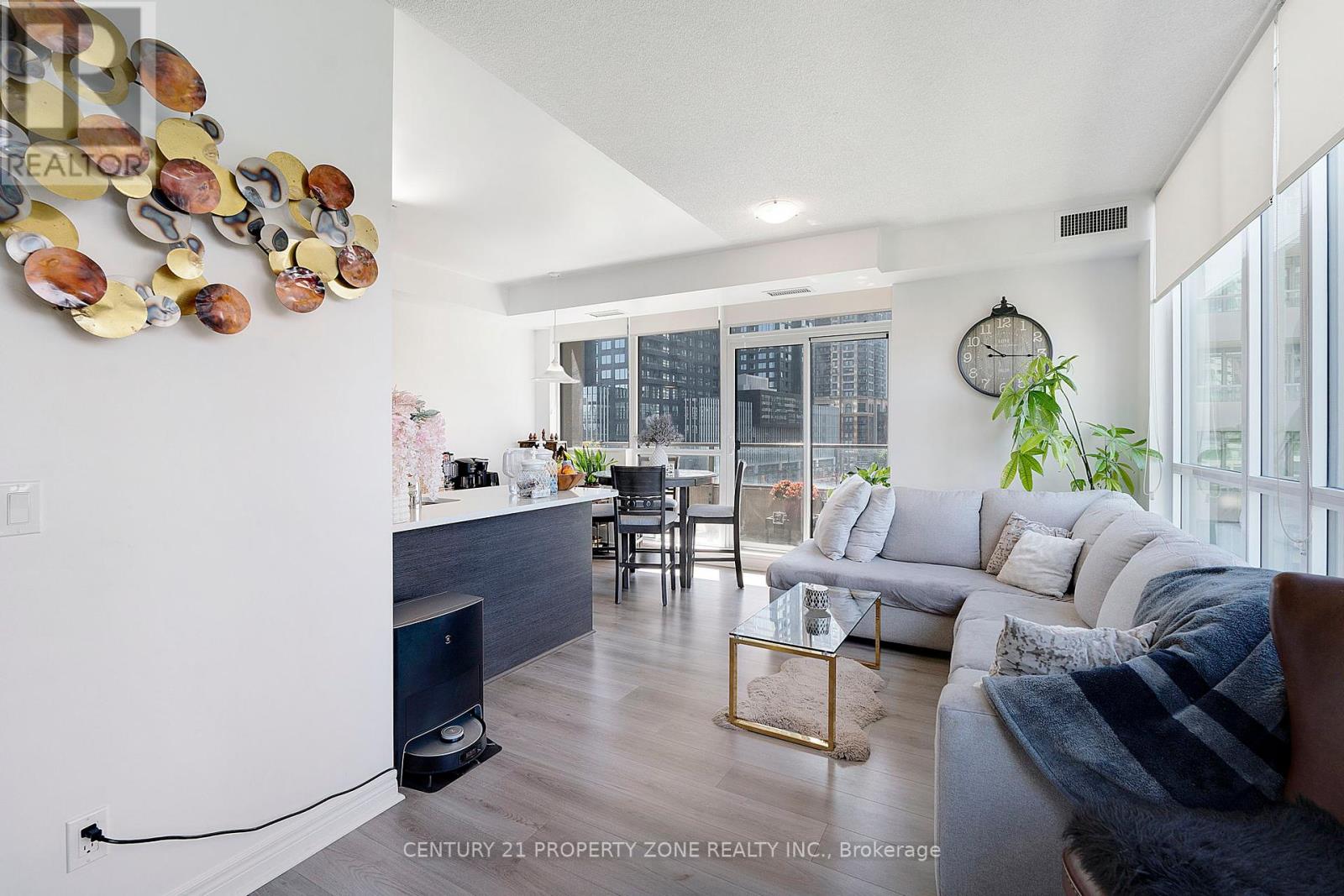 #506 - 339 Rathburn Road W, Mississauga, Ontario  L5B 0K6 - Photo 22 - W12309330