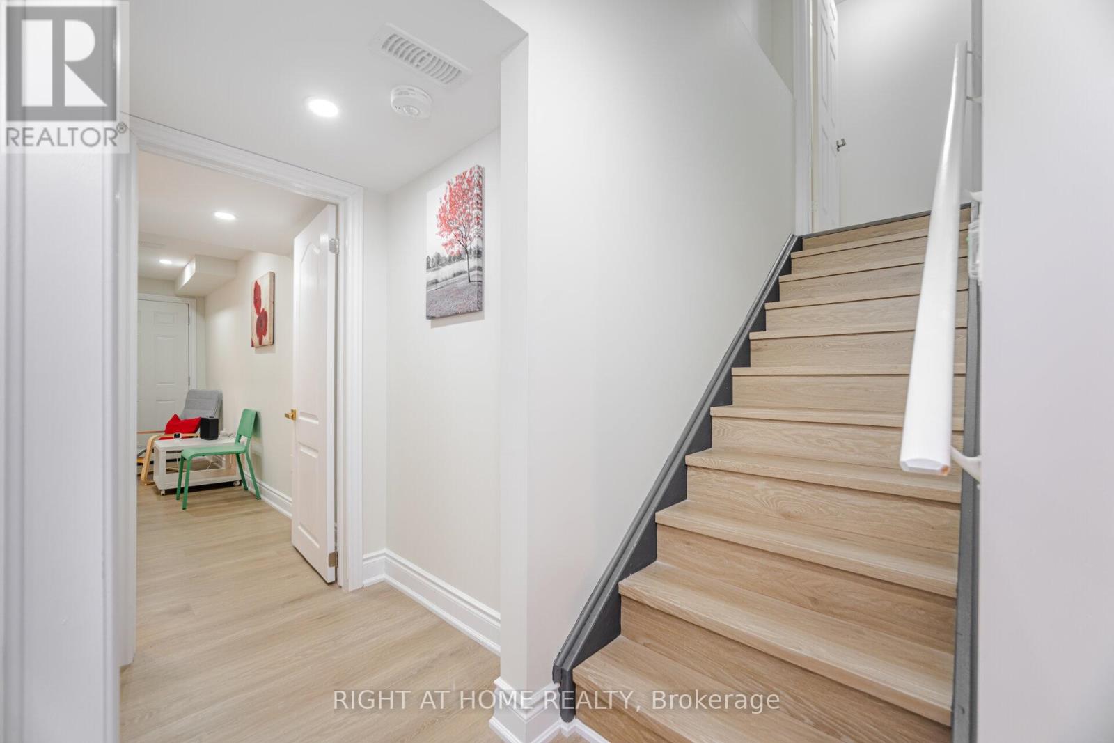 266 Skinner Road, Hamilton, Ontario  L0R 2H1 - Photo 31 - X12309328