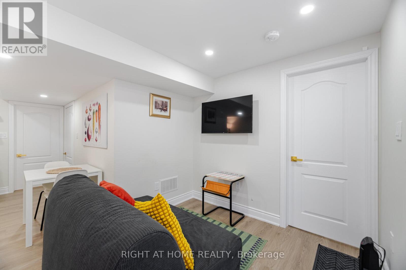 266 Skinner Road, Hamilton, Ontario  L0R 2H1 - Photo 35 - X12309328