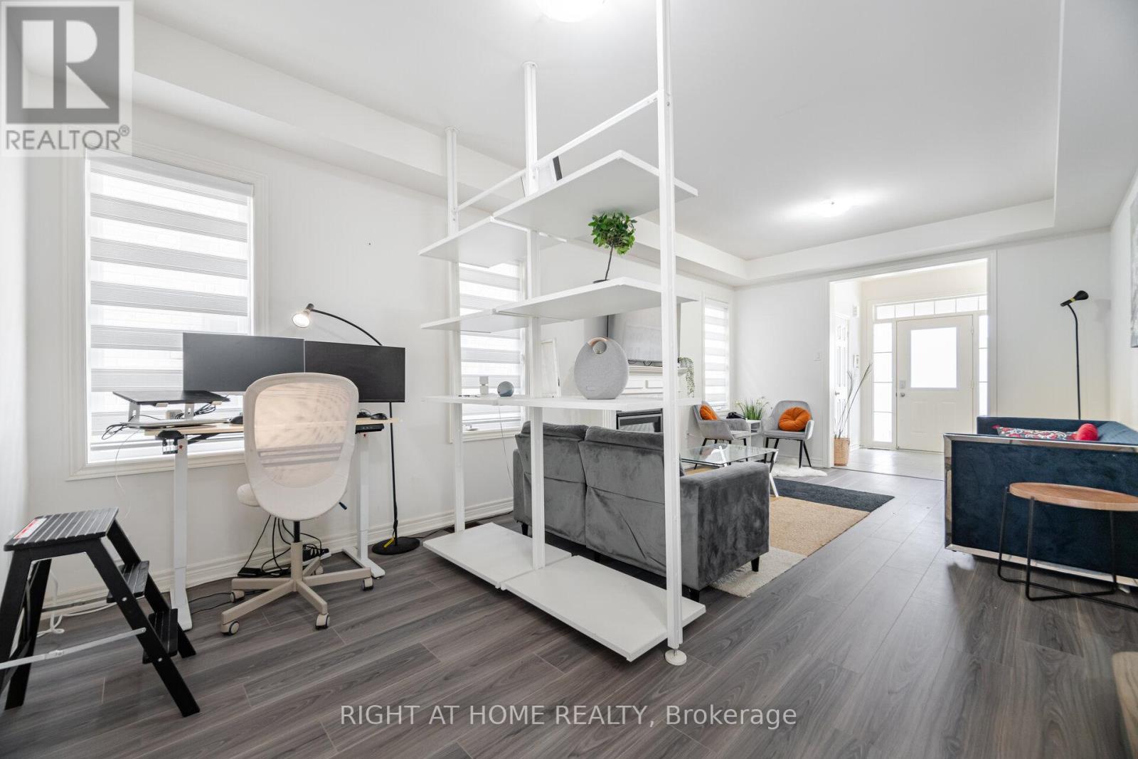 266 Skinner Road, Hamilton, Ontario  L0R 2H1 - Photo 9 - X12309328