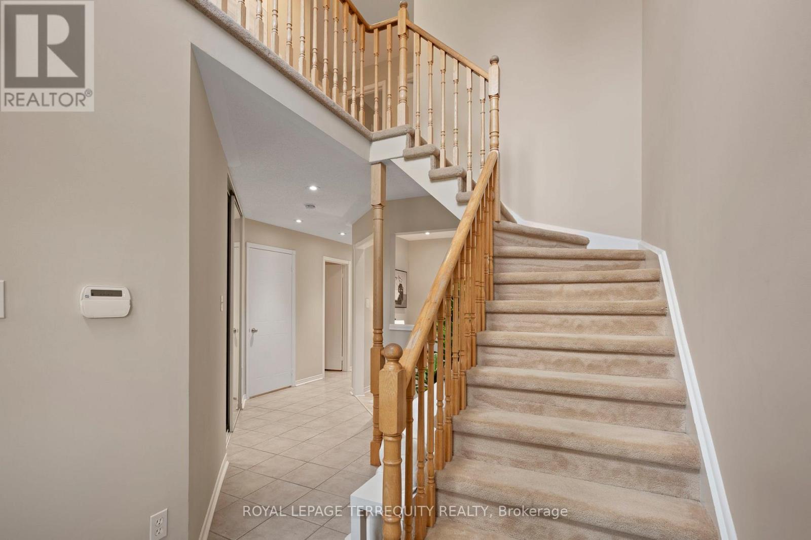 Property at 74 SAMANDRIA AVENUE image 5