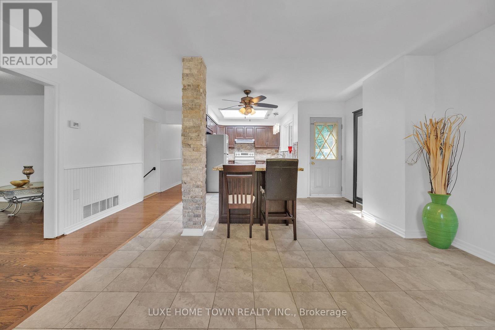 764 Hillcrest Road, Pickering, Ontario  L1W 2P4 - Photo 15 - E12309340