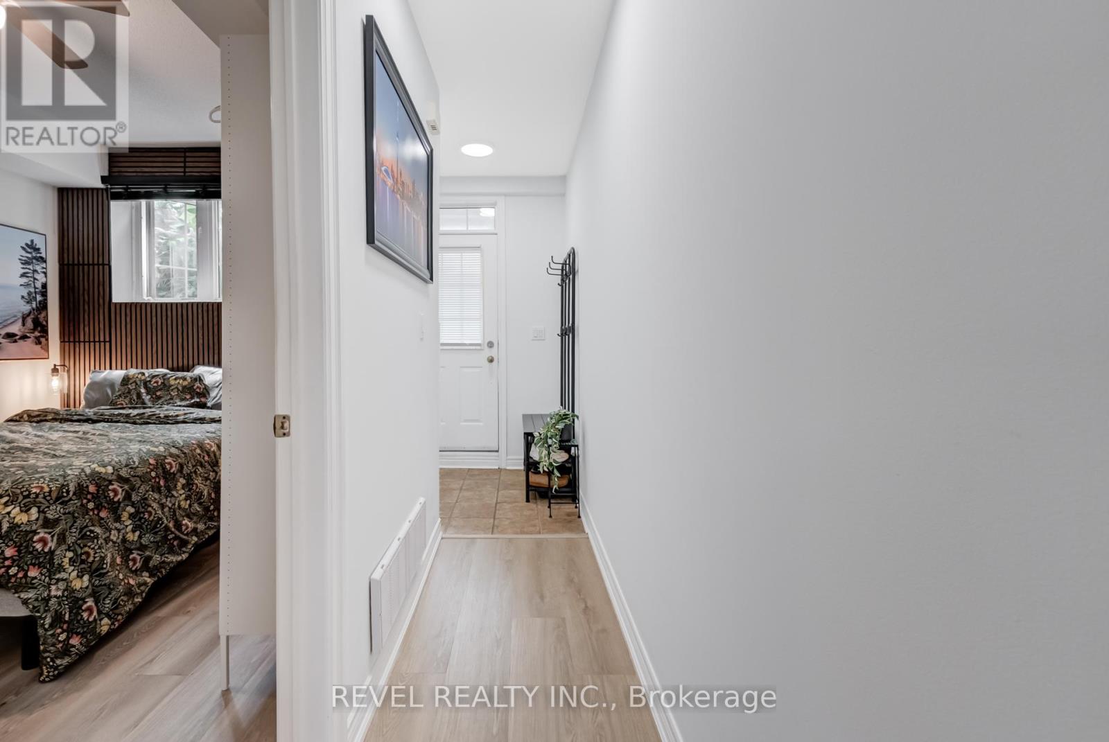 98 Connolly Street, Toronto, Ontario  M6N 5G3 - Photo 17 - W12309345