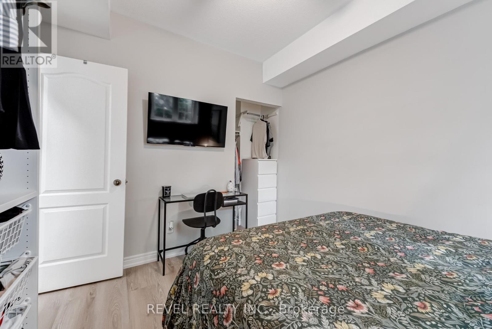 98 Connolly Street, Toronto, Ontario  M6N 5G3 - Photo 21 - W12309345