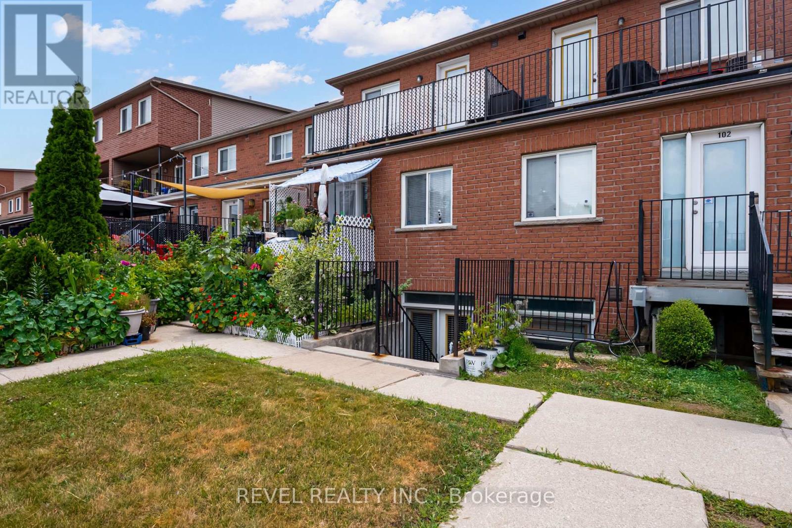 98 Connolly Street, Toronto, Ontario  M6N 5G3 - Photo 29 - W12309345