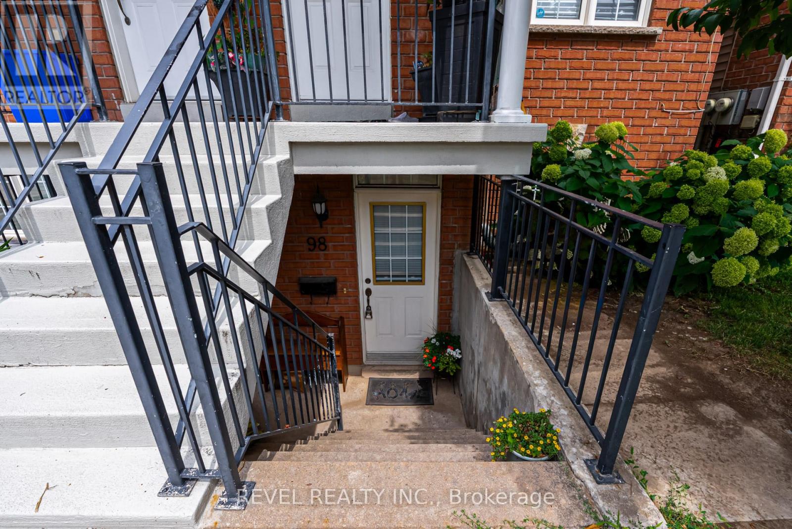Property at 98 CONNOLLY STREET image 3