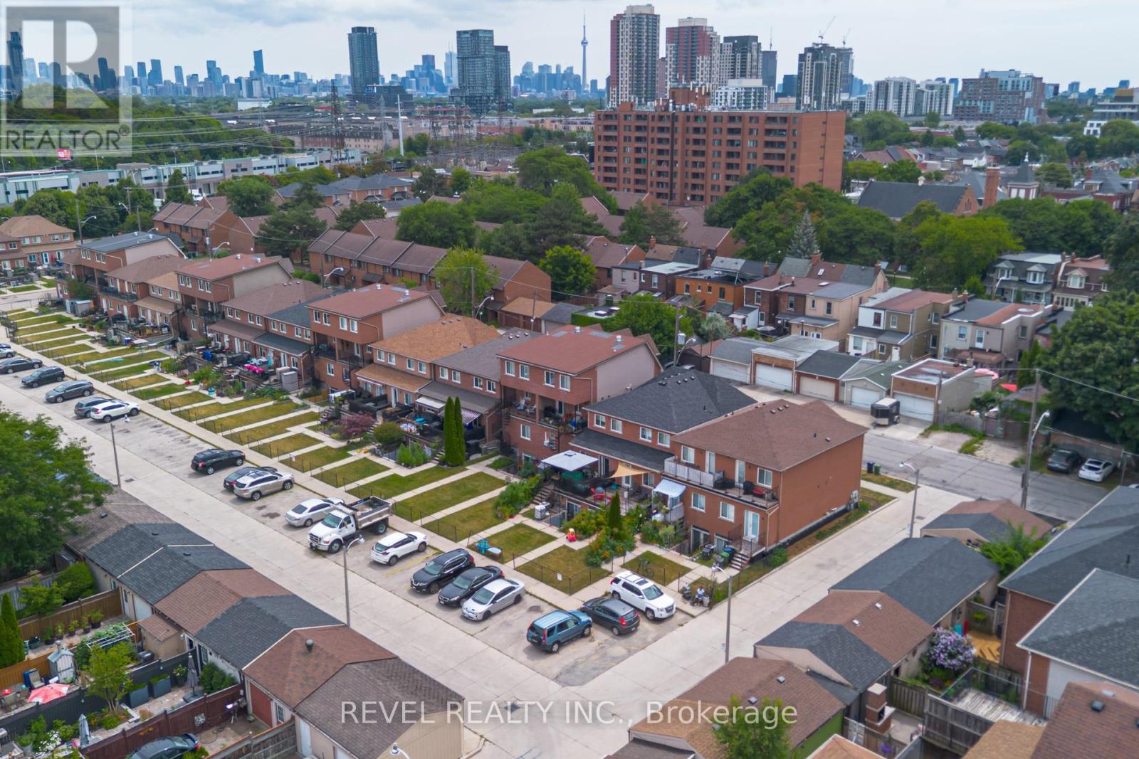 98 Connolly Street, Toronto, Ontario  M6N 5G3 - Photo 31 - W12309345