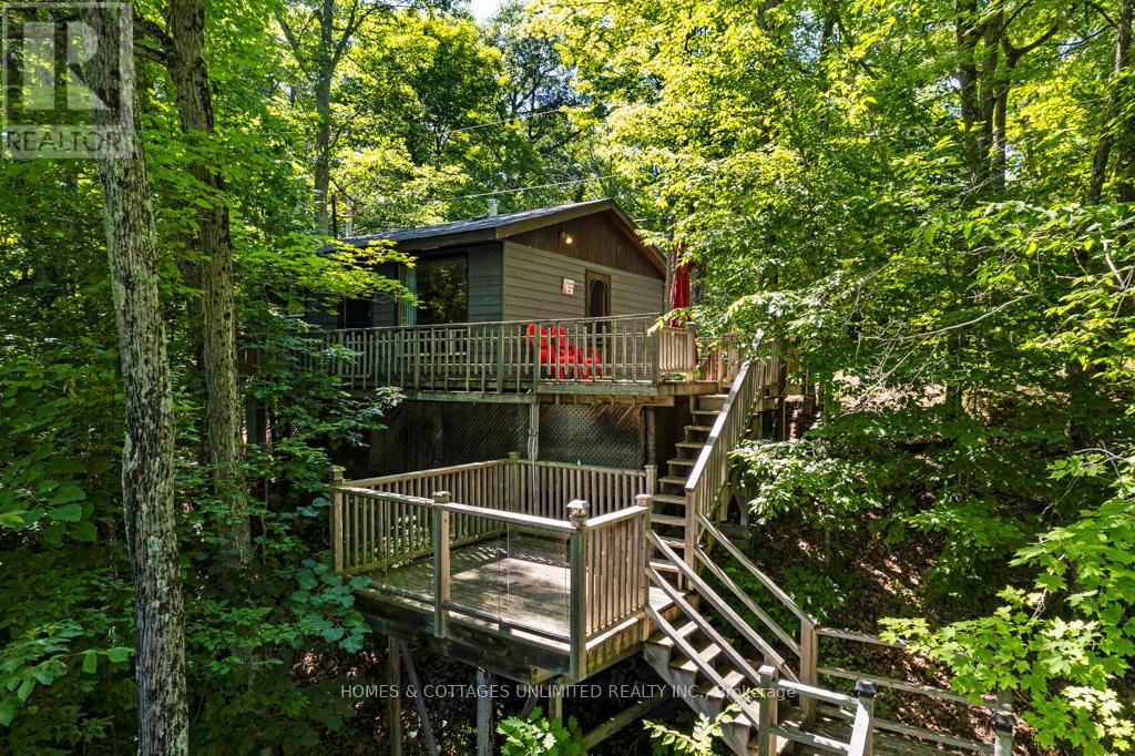 655 Farren Lake #12a Lane, Tay Valley, Ontario  K0H 2B0 - Photo 2 - X12309411