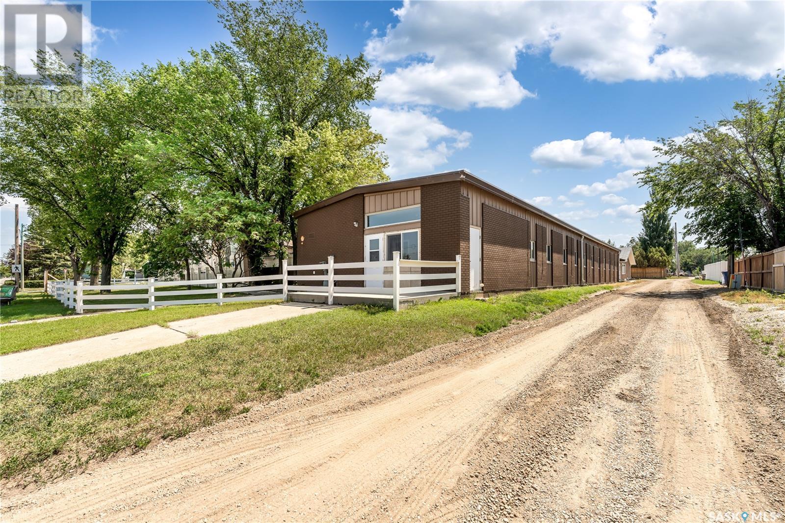 1236 3rd Avenue Nw, Moose Jaw, Saskatchewan  S6H 3V3 - Photo 15 - SK013858