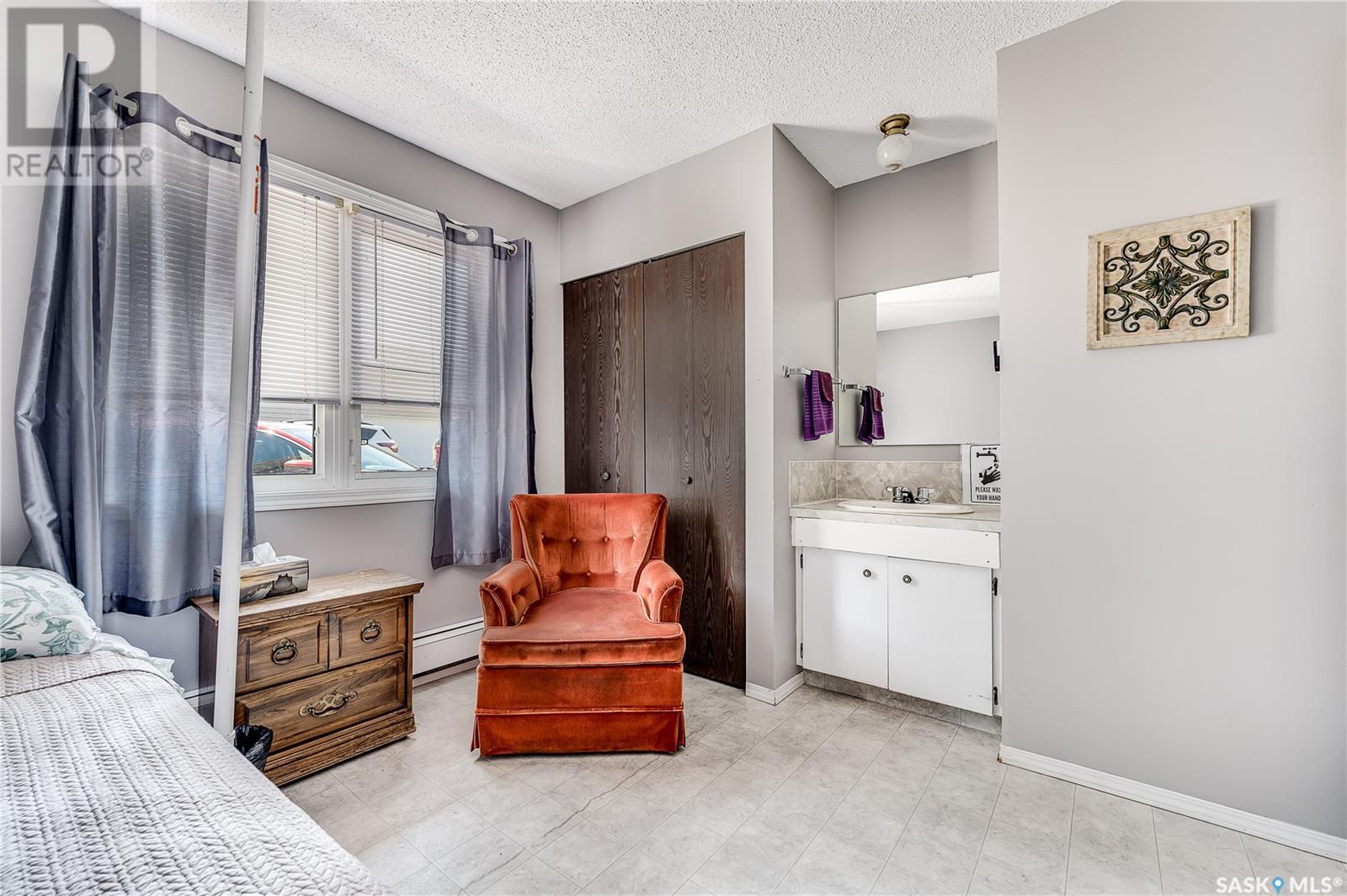 1236 3rd Avenue Nw, Moose Jaw, Saskatchewan  S6H 3V3 - Photo 29 - SK013858